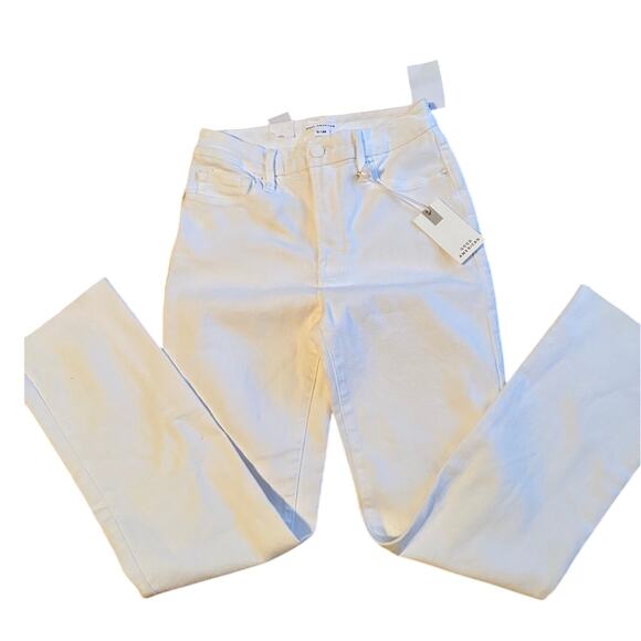 Good American Good Legs Straight Jeans NWT - Picture 4 of 8